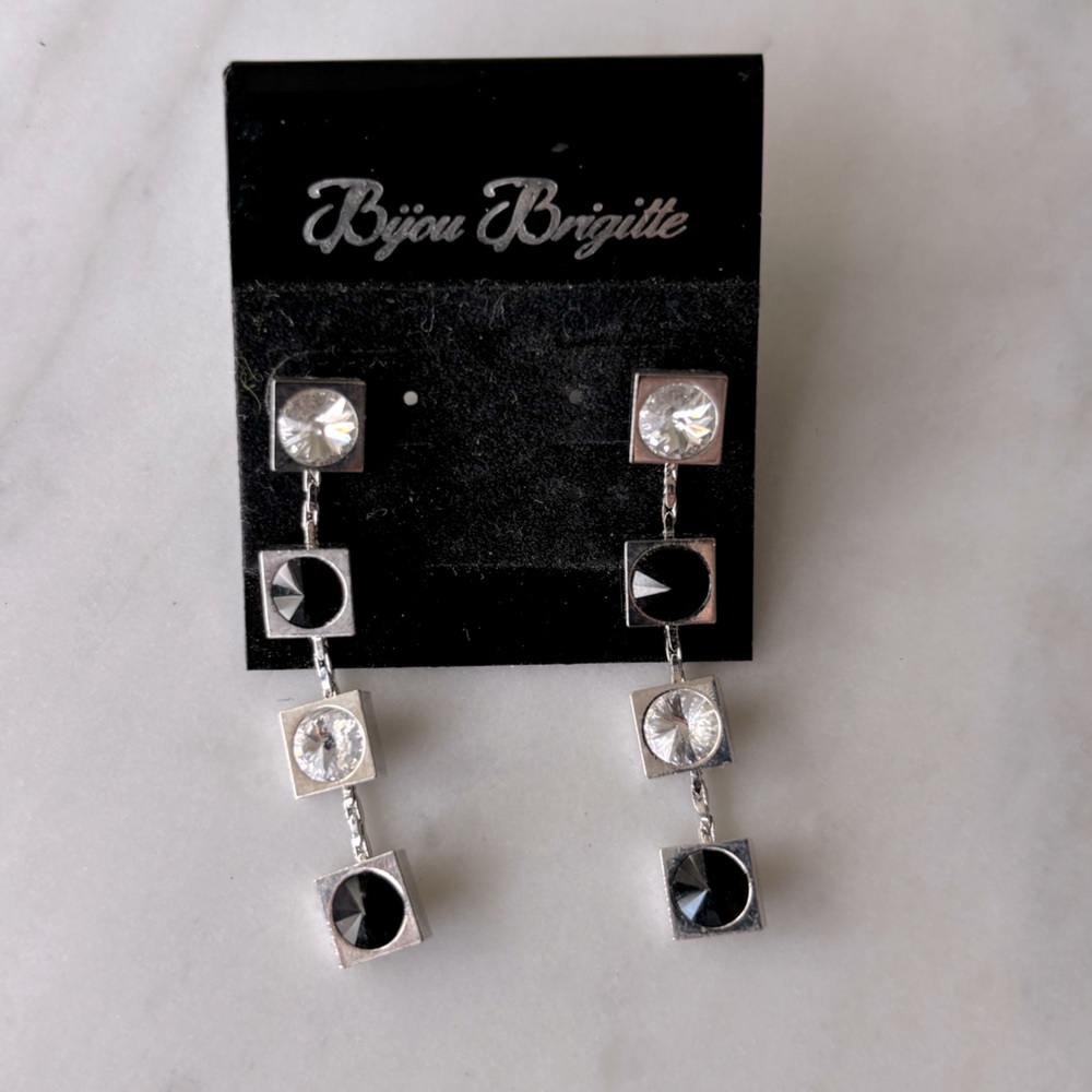 Bijou Brigitte *NWOT* Black/Silver Drop Earrings